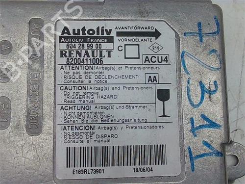 ecu-airbags-renault-megane-ii-saloon-lm01_-2003-38405136 main image