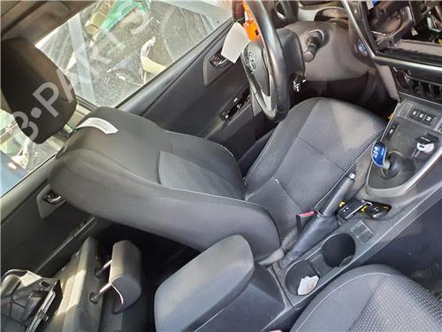 seats-set-toyota-auris-_e18_-2012-2013-2014-2015-2016-2017-2018-2019-38390427 main image