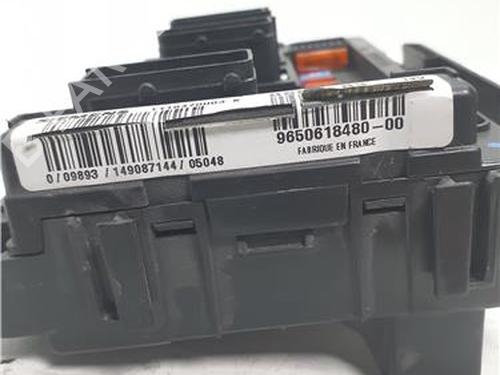 Fuse box CITROËN C5 I (DC_) 2.0 HDi (DCRHZB, DCRHZE) | BP39955795E1 - Image 2