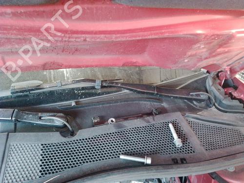 Used Front windshield wiper arm Front windshield wiper arm 38400385 38400385