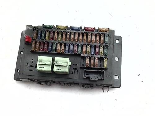 Used Fuse box Fuse box 38399964 38399964