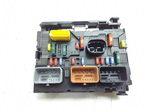 Used Fuse box Fuse box 38374100 38374100