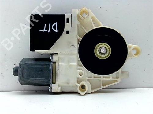 right-rear-window-motor-renault-megane-iv-saloon-2016-38390537 main image