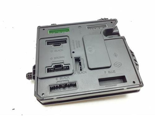 electronic-module-renault-megane-iv-saloon-2016-38368191 main image