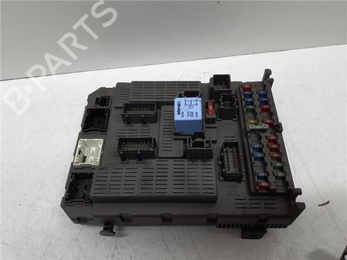 Used Fuse box Fuse box CITROËN C5 I (DC_) 2.0 HDi (DCRHZB, DCRHZE) (109 hp) 39955784 39955784