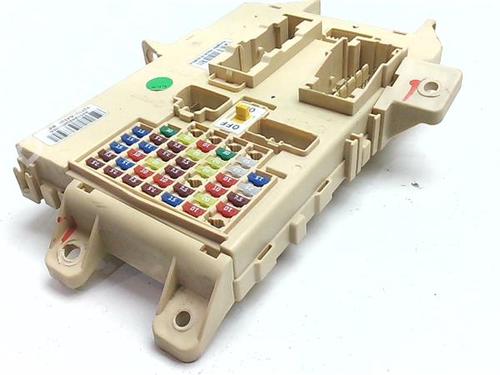 Fuse box KIA CARENS IV 1.7 CRDi | BP38383392E1 - Image 4