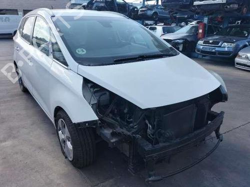 Left front fog light KIA CARENS IV 1.7 CRDi | BP38370397C30 - Image 4