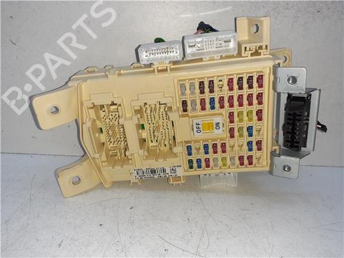 Used Fuse box Fuse box 38359551 38359551