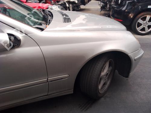 right-front-fenders-mercedes-benz-c-class-w203-2000-2001-2002-2003-2004-2005-2006-2007-39652344 main image