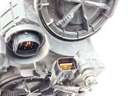 Left headlight HYUNDAI i40 I (VF) 1.7 CRDI | BP39621604C28 - Image 9