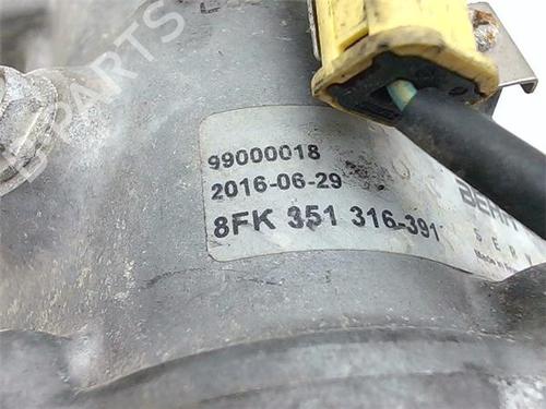 AC compressor PEUGEOT 307 CC (3B) 2.0 HDi 135 | BP38371984M34  - Image 5
