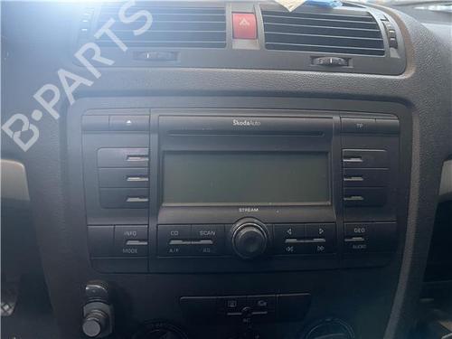 Used Radio Radio 38363724 38363724
