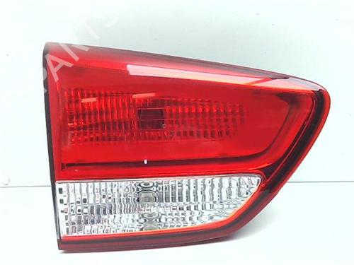 interior-roof-light-kia-carens-iv-2013-38377368 main image