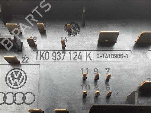 Fuse box SEAT TOLEDO III (5P2) 2.0 TDI 16V | BP38369764E1 - Image 2