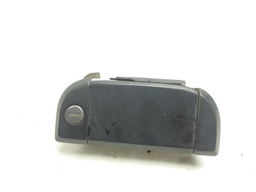 Used Front right exterior door handle Front right exterior door handle VW TRANSPORTER T4 Van (70A, 70H, 7DA, 7DH) 2.5 TDI (102 hp) 39695420 39695420