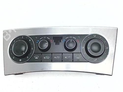 climate-control-mercedes-benz-c-class-w203-2000-2001-2002-2003-2004-2005-2006-2007-38350437 main image