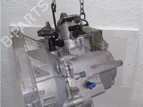 gearbox-chevrolet-captiva-c100-c140-2006-38366055 main image