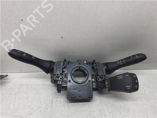 headlight-switch-renault-megane-iv-saloon-2016-38367442 main image