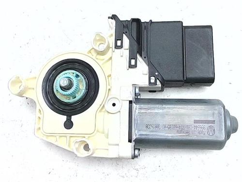 left-rear-window-motor-seat-leon-1p1-2005-2006-2007-2008-2009-2010-2011-2012-2013-38396717 main image