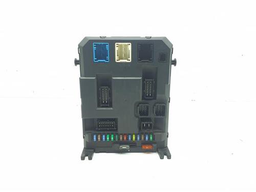 Used Fuse box Fuse box 38392988 38392988