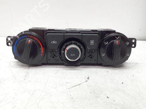 climate-control-hyundai-i20-i-pb-pbt-2008-2009-2010-2011-2012-2013-2014-2015-38335069 main image