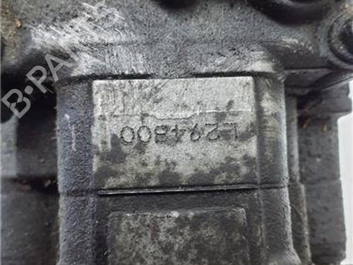 AC compressor MAZDA PREMACY (CP) 2.0 TD | BP38364080M34 - Image 3