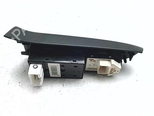 Left front window switch KIA CEED (CD) 1.6 CRDi 115 | BP38395589I27 - Image 2