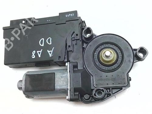 Motor elevalunas delantero derecho Motor elevalunas delantero derecho 38407426 38407426