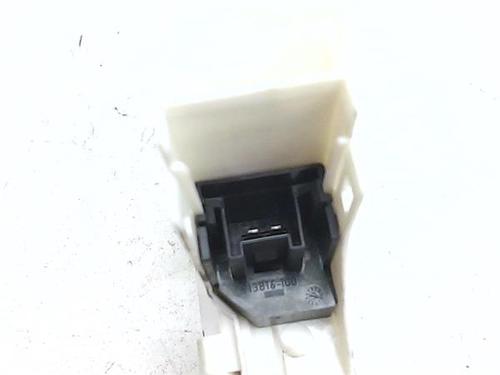 Left front window motor AUDI A4 B8 (8K2) 2.0 TDI quattro | BP38399991E21 - Image 3