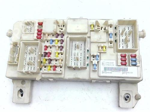 Used Fuse box Fuse box 38355840 38355840