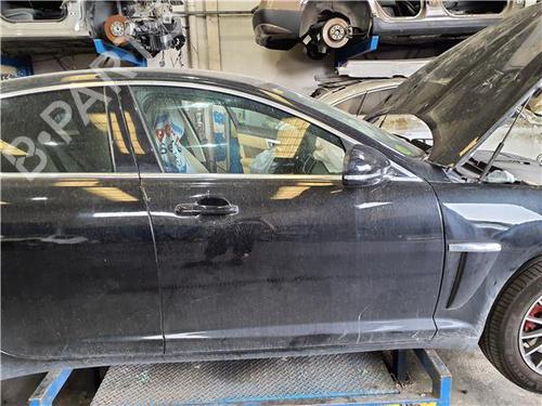 right-front-door-jaguar-xf-i-x250-2008-2009-2010-2011-2012-2013-2014-2015-38389430 main image