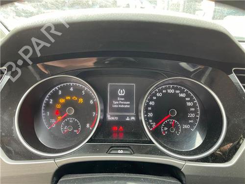 instrument-cluster-vw-touran-5t1-2015-38362839 main image