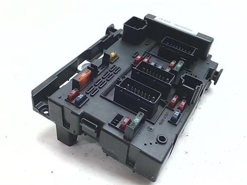 Fuse box PEUGEOT 307 Break (3E) 2.0 HDI 90 | BP38387601E1 - Image 3
