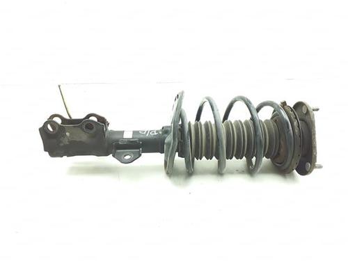 Used Right front shock absorber Right front shock absorber TOYOTA AURIS (_E18_) 1.3 Dual-VVTi (NRE180_, NRE180R) (99 hp) 40496093 40496093