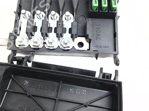 Fuse box SEAT LEON (1M1) 1.9 TDI | BP38389659E1 - Image 5