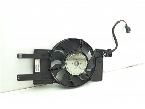 radiator-fan-ford-focus-iii-saloon-2010-2011-2012-2013-2014-2015-2016-2017-2018-2019-2020-38385639 main image