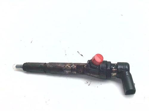 injector-renault-megane-ii-saloon-lm01_-2003-38396694 main image
