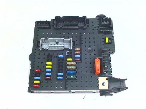 Used Fuse box Fuse box 38395582 38395582