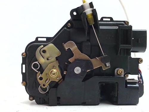 Front left lock AUDI A4 B6 (8E2) 1.9 TDI | BP38353146C98 - Image 3