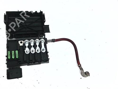 fuse-box-seat-leon-1m1-1999-2000-2001-2002-2003-2004-2005-2006-38389659 main image