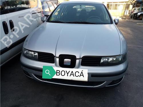 left-mirror-seat-leon-1m1-1999-2000-2001-2002-2003-2004-2005-2006-38356700 main image