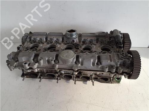 Used Cylinder head Cylinder head 38402878 38402878