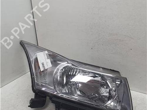 right-headlight-chevrolet-cruze-station-wagon-j308-2012-38362801 main image