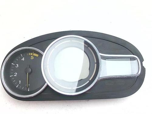 instrument-cluster-renault-megane-iv-saloon-2016-38355154 main image