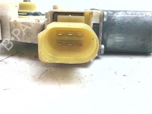 Left front window motor BMW 1 (E87) 118 i | BP38774991E21 - Image 3