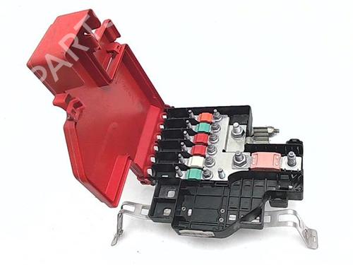 Used Fuse box Fuse box 38398772 38398772