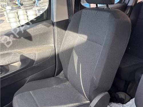 Used Right front seat Right front seat 38381850 38381850