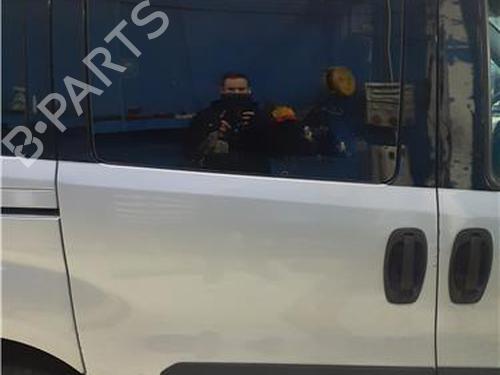 Used Right slide door Right slide door 38396610 38396610