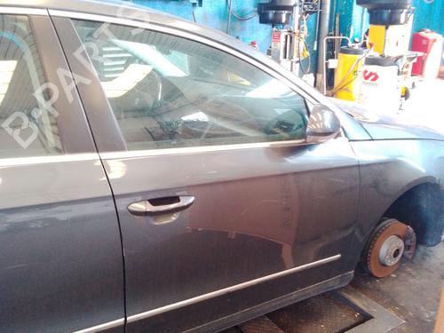 right-front-door-vw-passat-b6-3c2-2005-2006-2007-2008-2009-2010-2011-38649636 main image