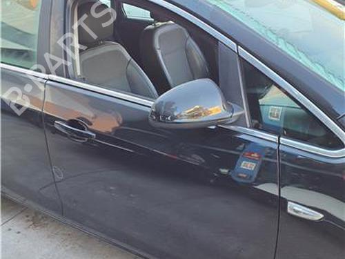 Used Right front door Right front door 38398095 38398095